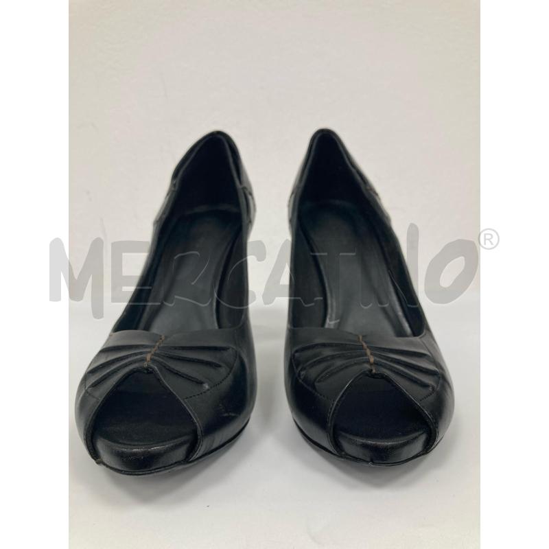 DECOLLETE BOTTEGA VENETA NERE PICCOLI DIFETTI | Mercatino dell'Usato Gazzada schianno 2