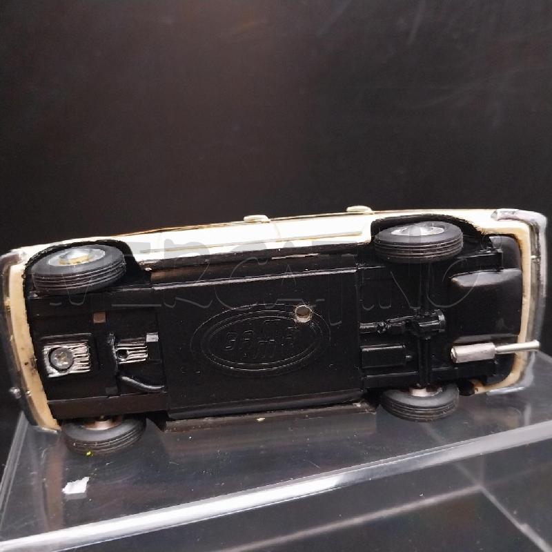 GAMA FIAT 2300 FAMILIARE BICOLORE | Mercatino dell'Usato Gazzada schianno 2