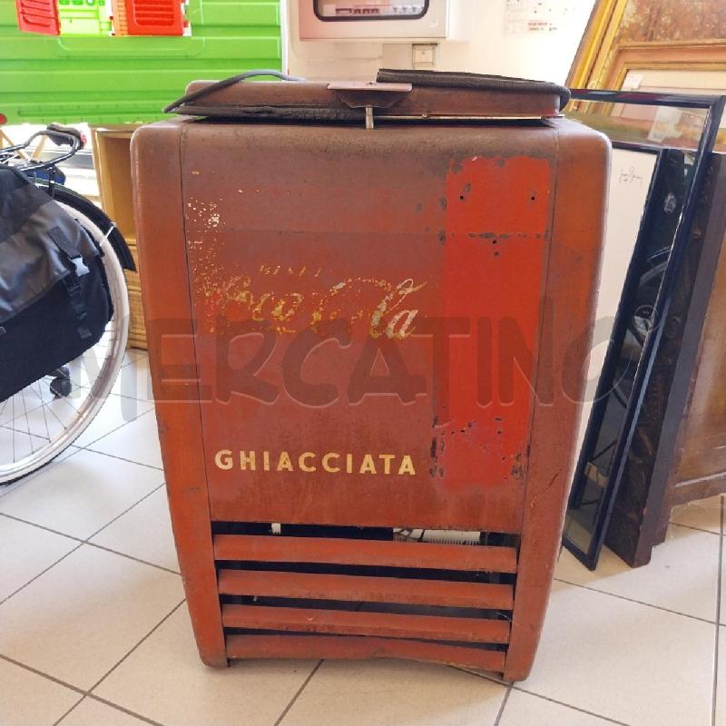 GHIACCIAIA D'EPOCA COCA COLA  | Mercatino dell'Usato Gazzada schianno 1