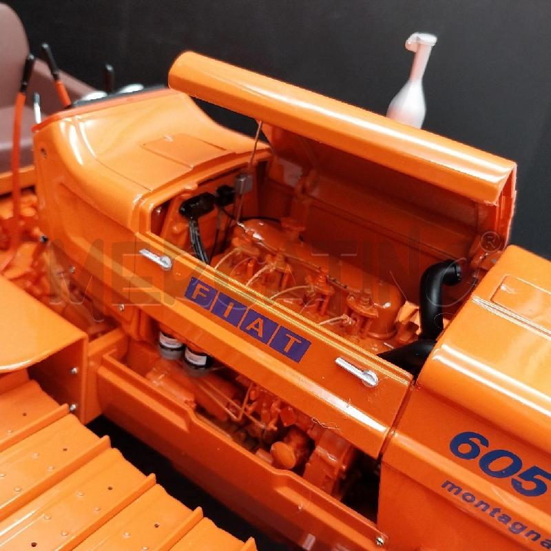 MODELLINO TRATTORE CINGOLATO FIAT 605 C | Mercatino dell'Usato Gazzada schianno 5