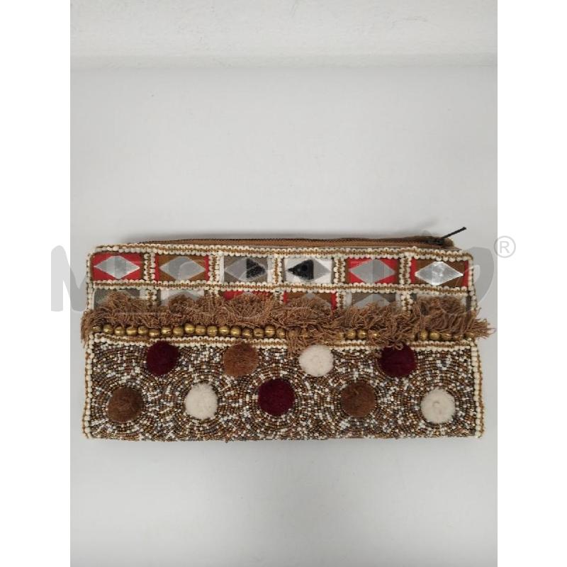 POCHETTE IBBAN CAMMELLO PERLINE POM POM SPECCHI  | Mercatino dell'Usato Gazzada schianno 1