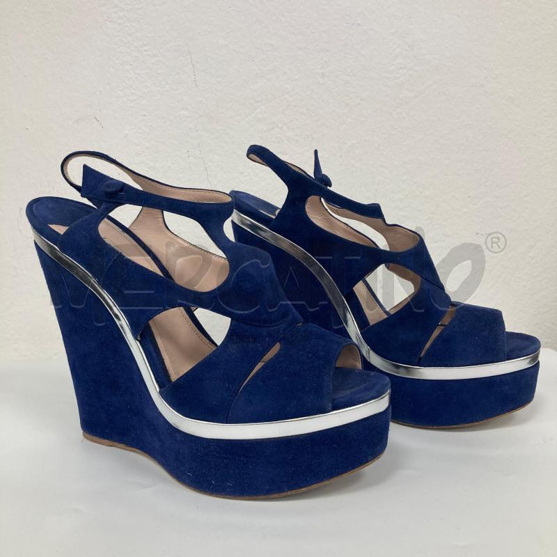 SANDALI DONNA MIUMIU BLU | Mercatino dell'Usato Gazzada schianno 1