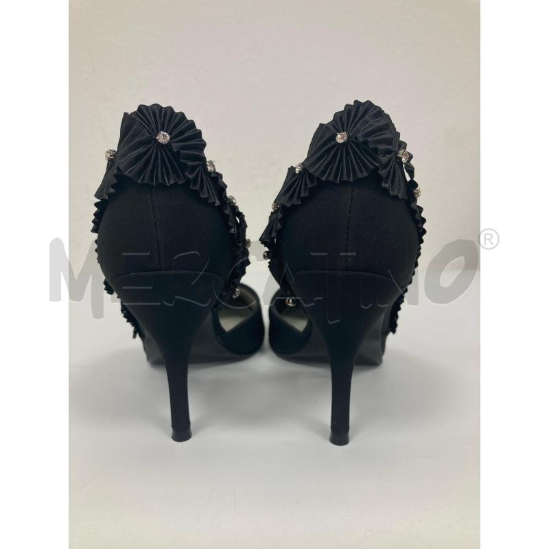 SCARPE DONNA MENBUR NERE FIORELLINI LATERALI | Mercatino dell'Usato Gazzada schianno 2