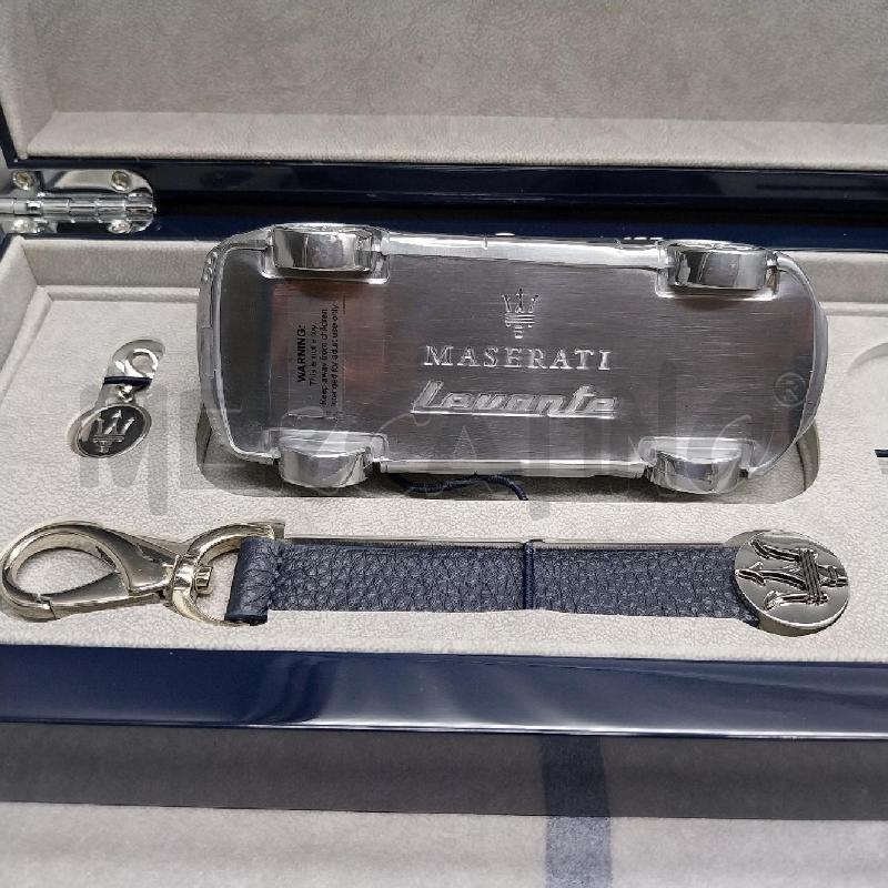 SCATOLA MASERATI CON MODELLINO AUTO | Mercatino dell'Usato Gazzada schianno 5