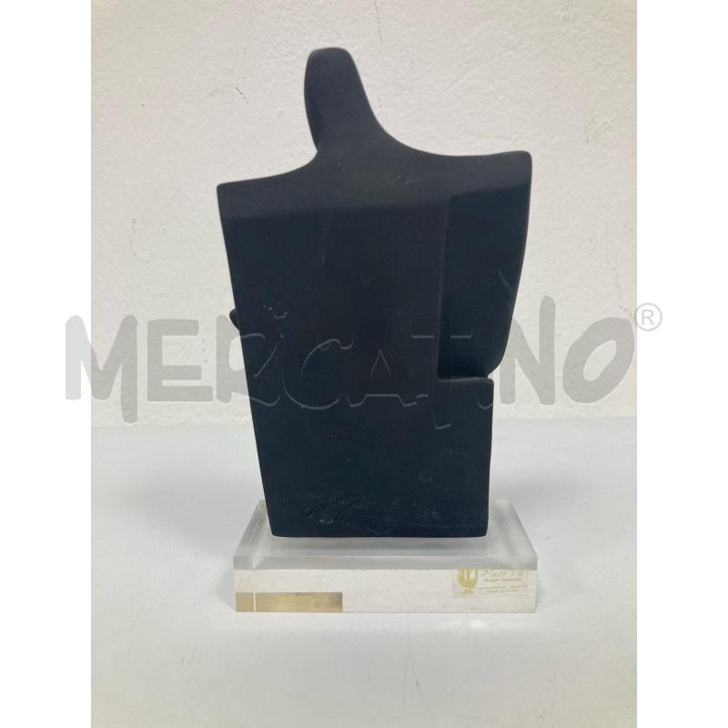 SCULTURA CRISTINA PUELL  | Mercatino dell'Usato Gazzada schianno 2