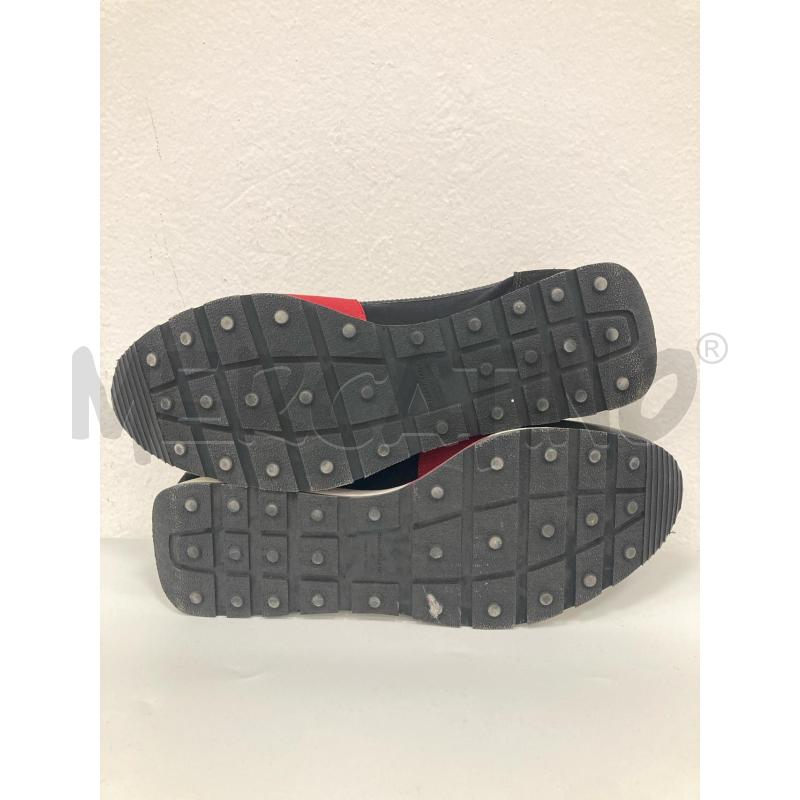 SNEAKERS BALENCIAGA NERE FASCIA ROSSA  | Mercatino dell'Usato Gazzada schianno 4