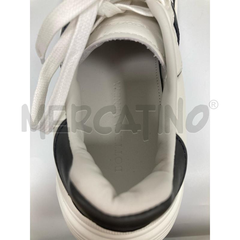 SNEAKERS BOTTEGA VENETA BIANCHE NERE  | Mercatino dell'Usato Gazzada schianno 5