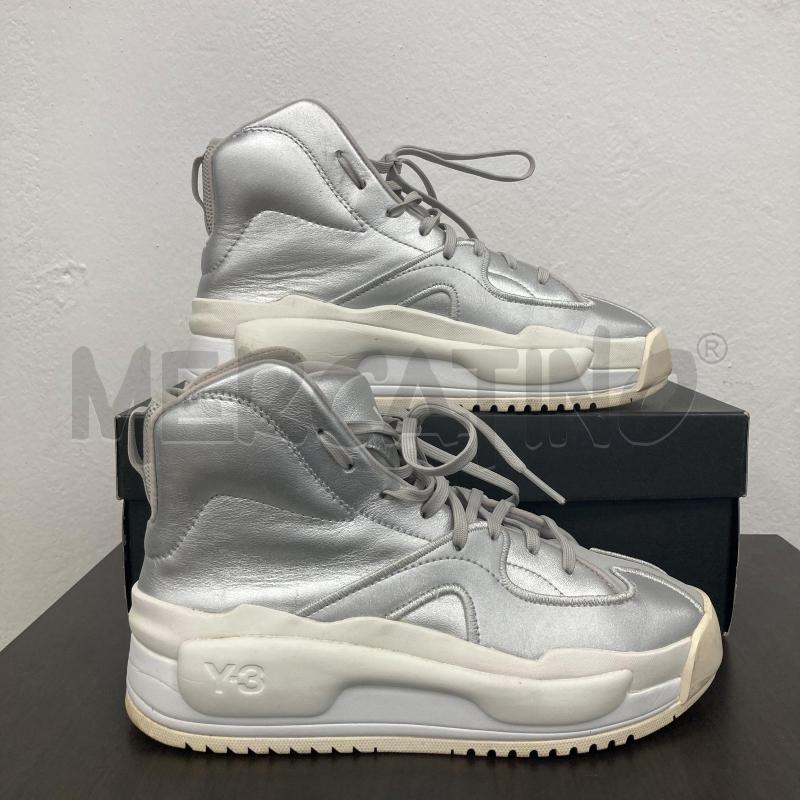 SNEAKERS DONNA ARGENTATE Y3 | Mercatino dell'Usato Gazzada schianno 1