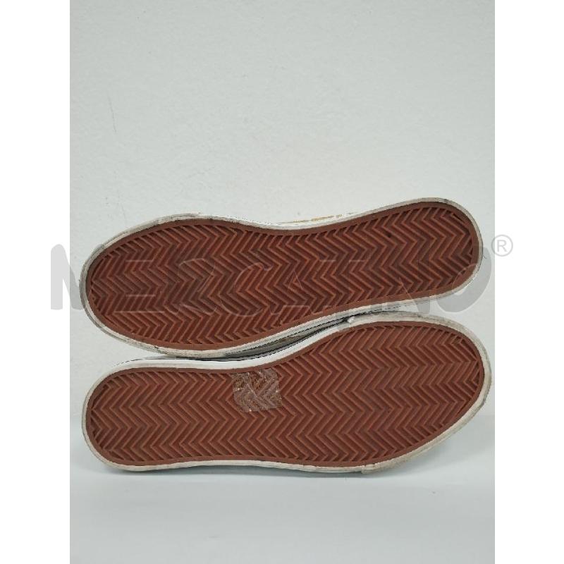 SNEAKERS DONNA FORNARINA BIANCHE DISEGNO ORO | Mercatino dell'Usato Gazzada schianno 4