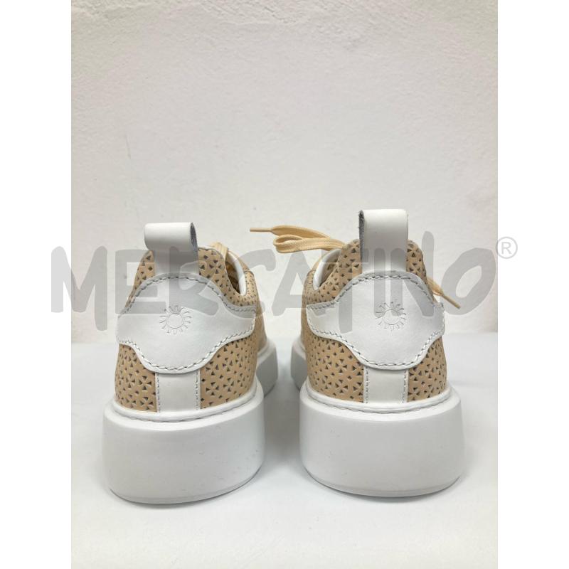 SNEAKERS DONNA LA MARTINA BEIGE TRAFORATE | Mercatino dell'Usato Gazzada schianno 3