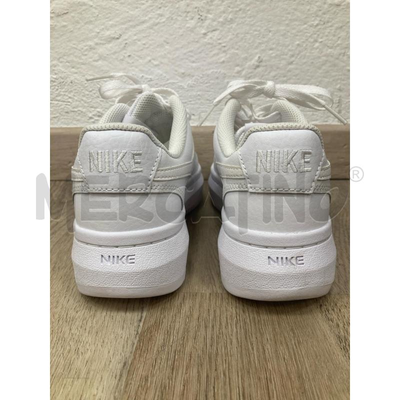 SNEAKERS DONNA NIKE BIANCHE  | Mercatino dell'Usato Gazzada schianno 3