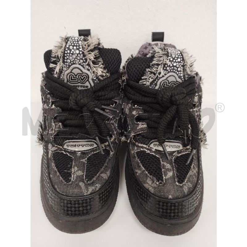 SNEAKERS LOUIS VUITTON SKATE TRAINER NERO SWAROVSKI MONOGRAM  | Mercatino dell'Usato Gazzada schianno 2