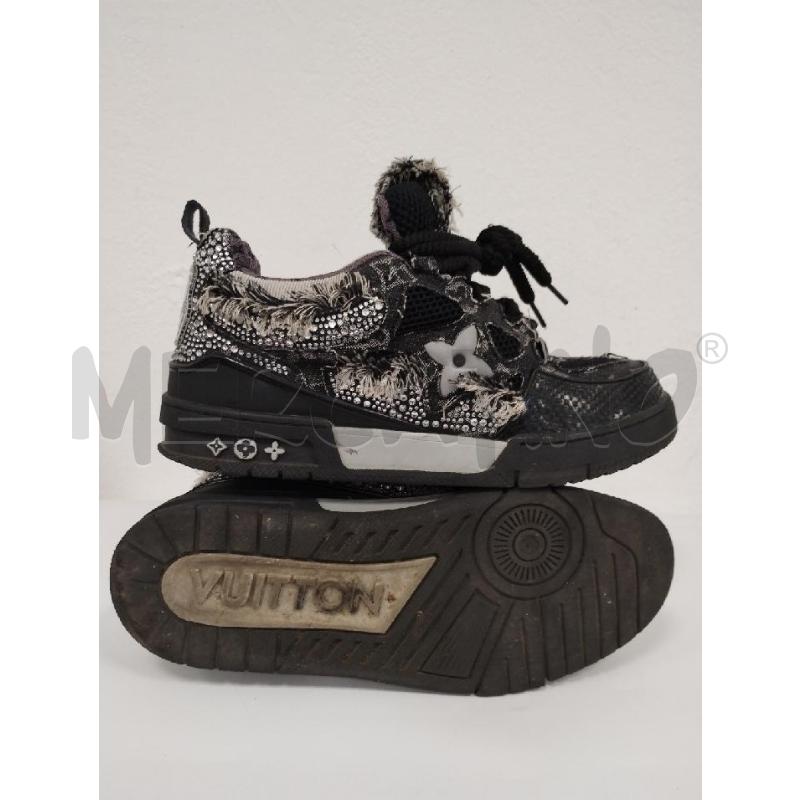 SNEAKERS LOUIS VUITTON SKATE TRAINER NERO SWAROVSKI MONOGRAM  | Mercatino dell'Usato Gazzada schianno 5