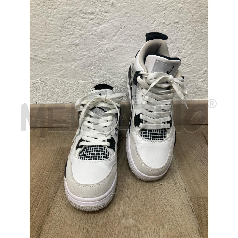 SNEAKERS NIKE AIR JORDAN BIANCHE GRIGIE | Mercatino dell'Usato Gazzada schianno 1