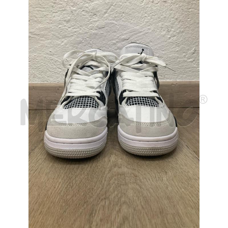 SNEAKERS NIKE AIR JORDAN BIANCHE GRIGIE | Mercatino dell'Usato Gazzada schianno 2
