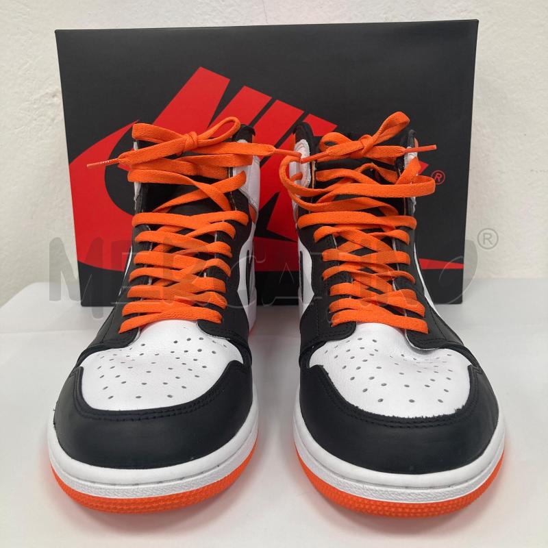 SNEAKERS UOMO JORDAN NIKE BIANCHE ARANCIO | Mercatino dell'Usato Gazzada schianno 2