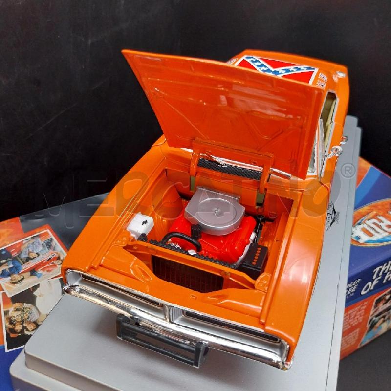 THE DUKES OF  HAZZARD 1/18 | Mercatino dell'Usato Gazzada schianno 4