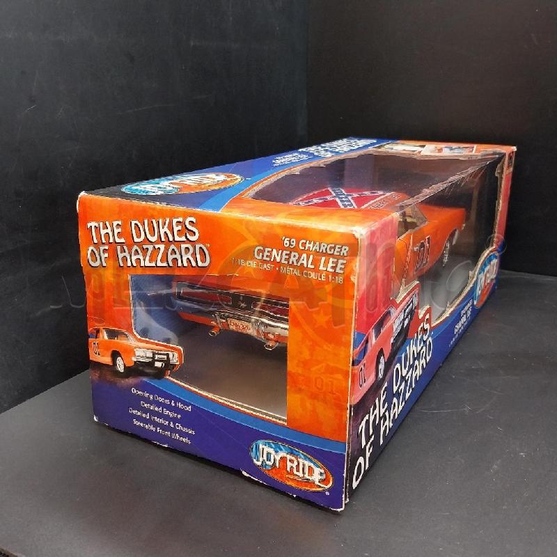 THE DUKES OF  HAZZARD 1/18 | Mercatino dell'Usato Gazzada schianno 5