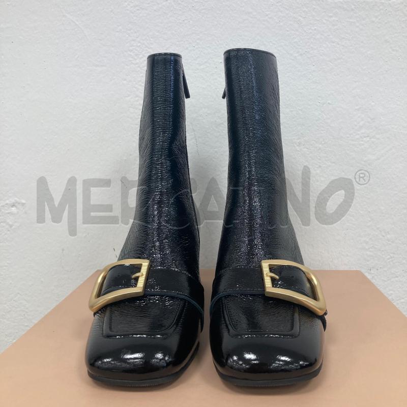 TRONCHETTO MAISON RARO NERO VERNICE FIBBIA ORO | Mercatino dell'Usato Gazzada schianno 1