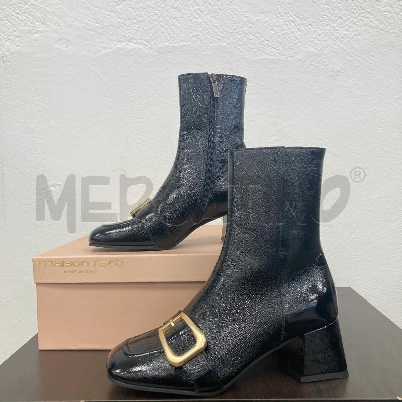 TRONCHETTO MAISON RARO NERO VERNICE FIBBIA ORO | Mercatino dell'Usato Gazzada schianno 3