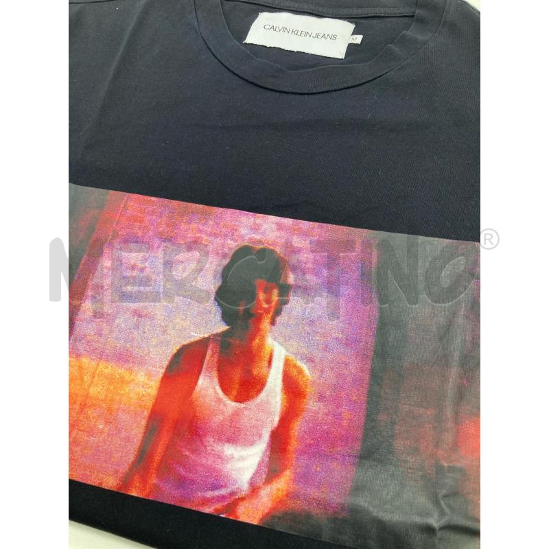 T SHIRT UOMO CALVIN KLEIN NERA STAMPA UOMO LILLA | Mercatino dell'Usato Gazzada schianno 5