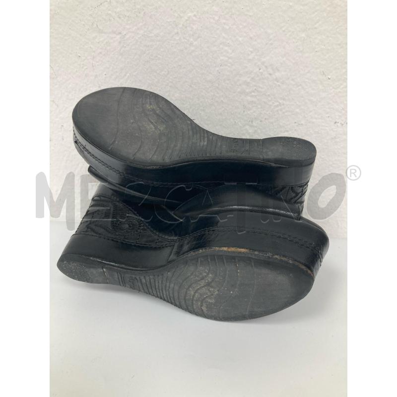 ZEPPA VERSACE NERA RICAMI CHIUSURA DORATA | Mercatino dell'Usato Gazzada schianno 3