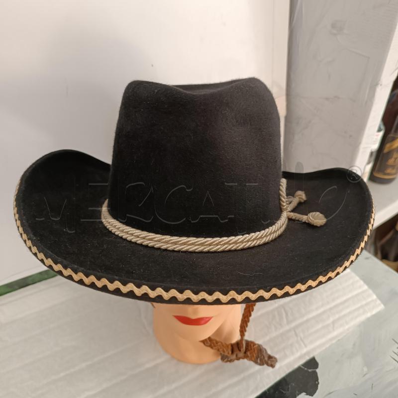 CAPPELLO UOMO BARBISIO NERO | Mercatino dell'Usato Verbania 2