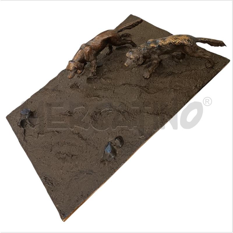 SCULTURA CON DUE CANI  | Mercatino dell'Usato Verbania 2