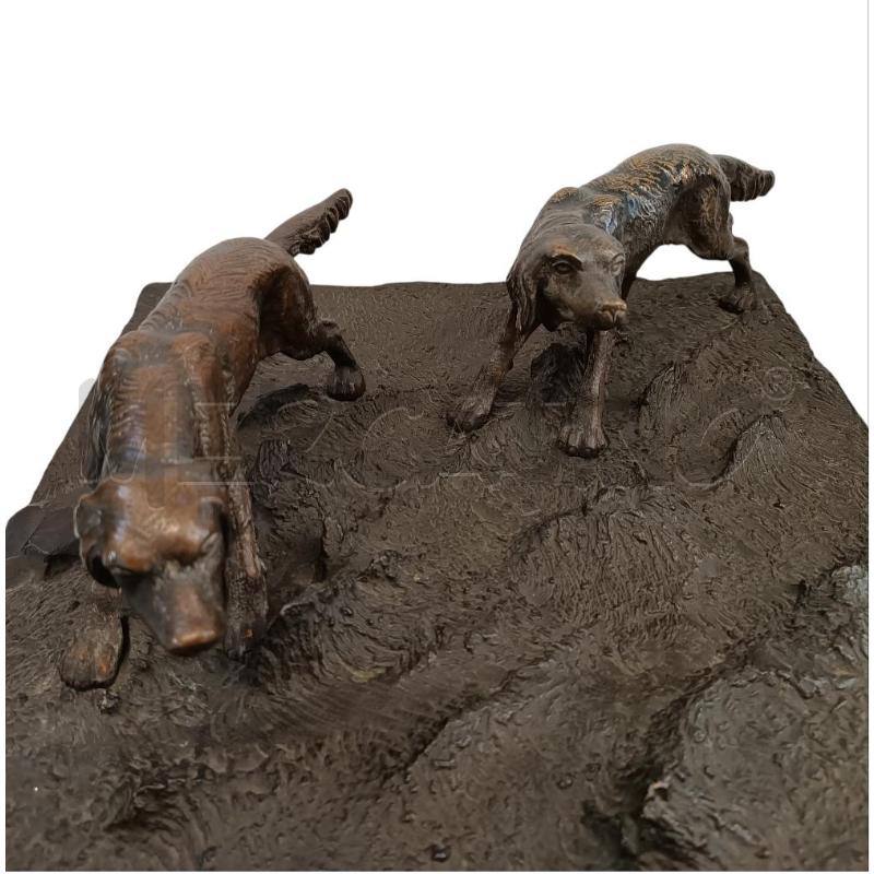 SCULTURA CON DUE CANI  | Mercatino dell'Usato Verbania 3