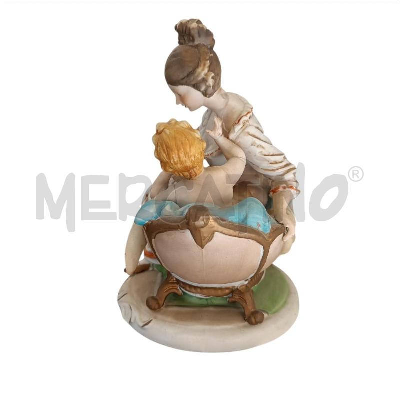 STATUETTA CAPODIMONTE | Mercatino dell'Usato Verbania 2