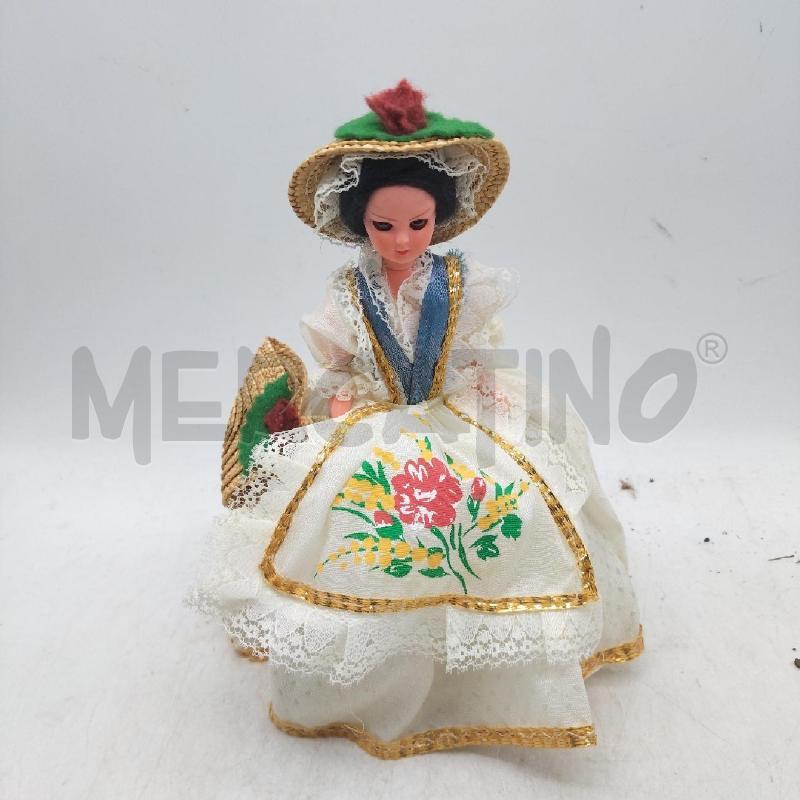 BAMBOLINA VINTAGE COSTUME TIPICO | Mercatino dell'Usato Domodossola 4