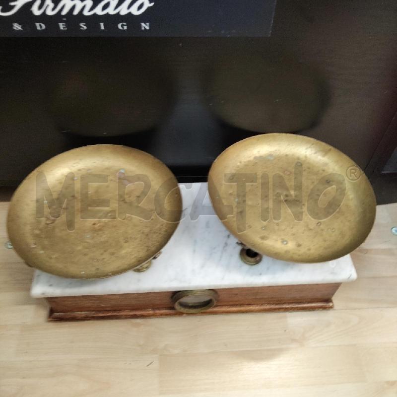 BILANCIA ANTICA PARTI MARMO OTTONE CON PESI | Mercatino dell'Usato Domodossola 2
