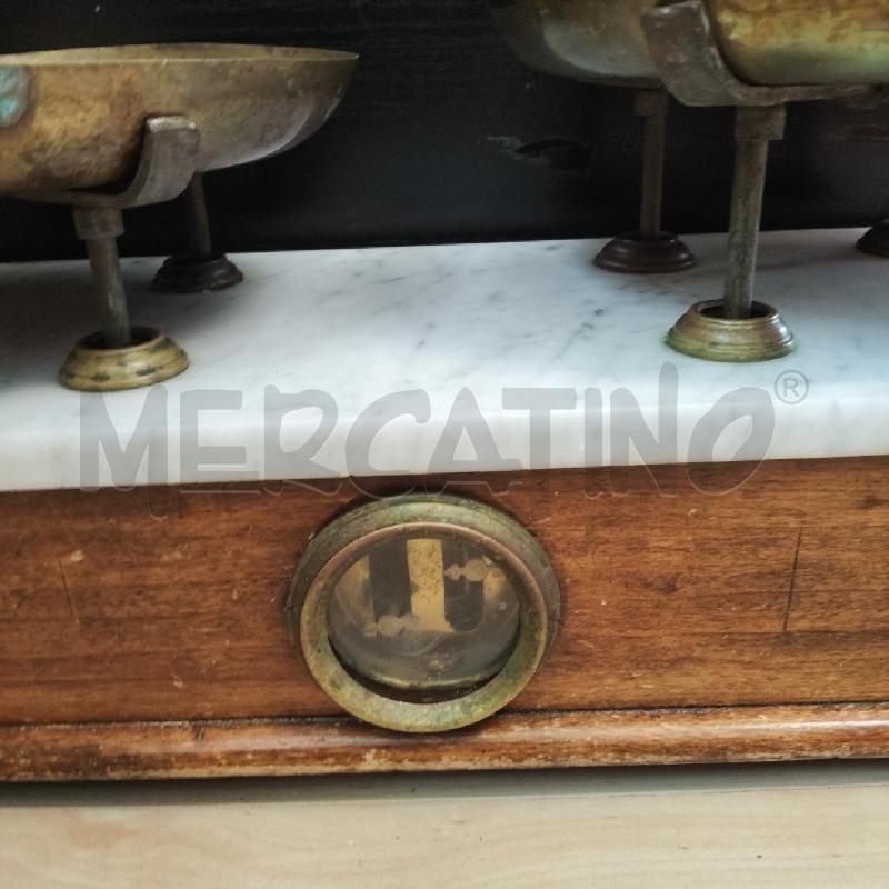 BILANCIA ANTICA PARTI MARMO OTTONE CON PESI | Mercatino dell'Usato Domodossola 3