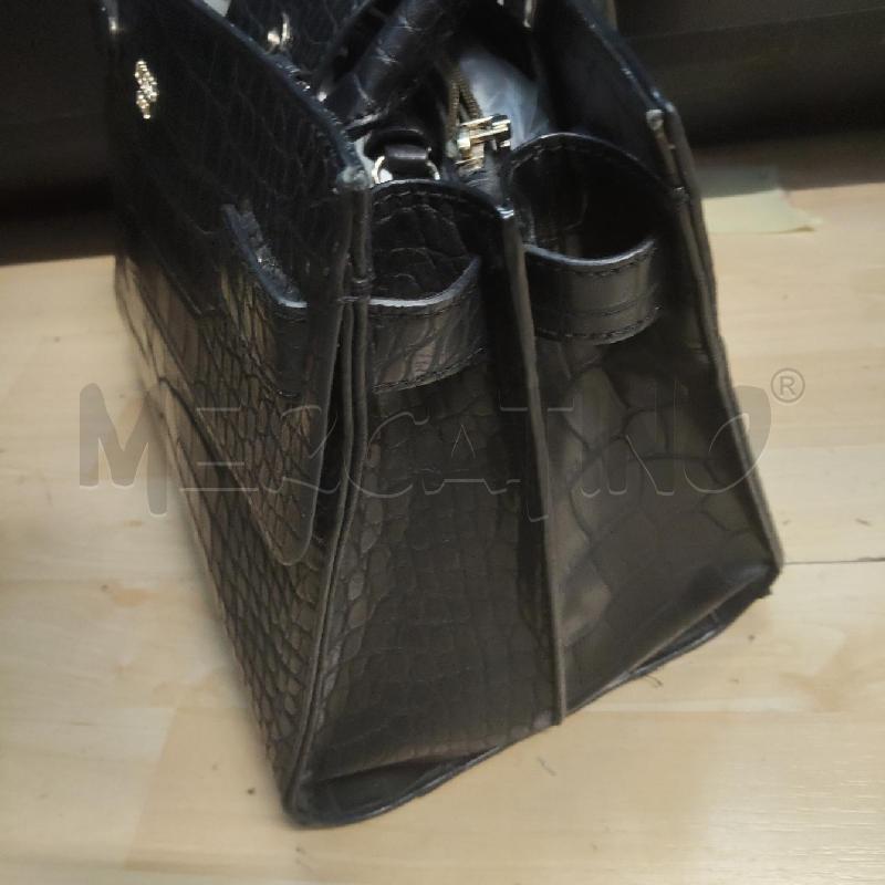 BORSA DONNA GUESS NERA 1981 | Mercatino dell'Usato Domodossola 3