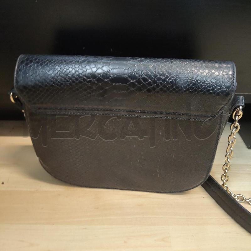 BORSA DONNA MANILA GRACE NERA TRACOLLA CATENA CHIUSURA DORATA | Mercatino dell'Usato Domodossola 4