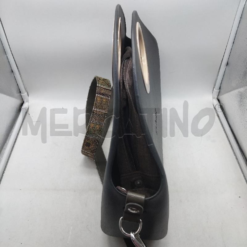 BORSA DONNA NERO MANICO RIGIDO PARTE BEIGE TRACOLLA OBAG | Mercatino dell'Usato Domodossola 3