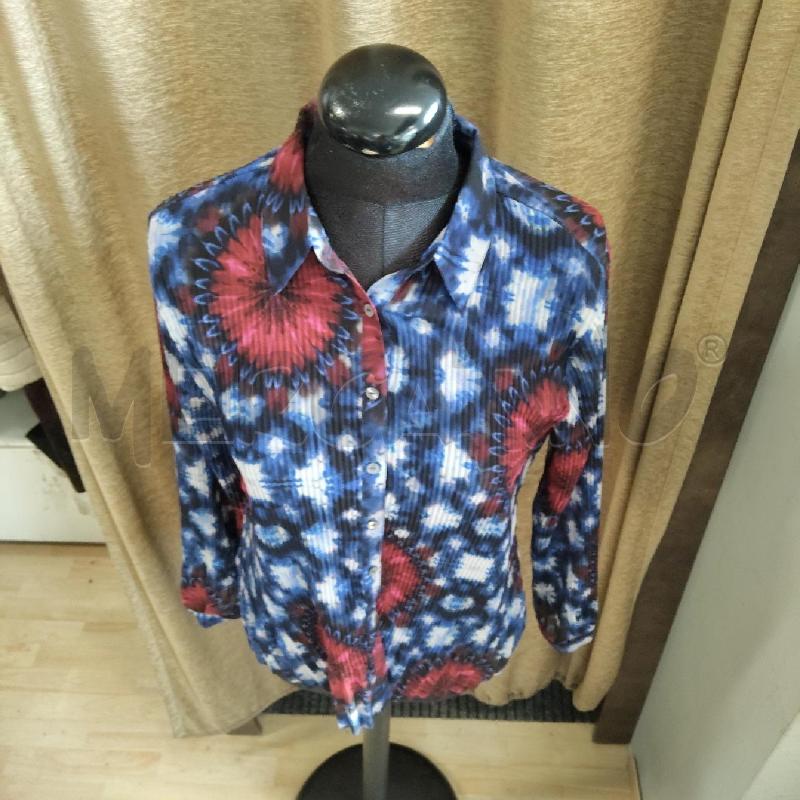 CAMICIA DONNA FANTASIA BLU FIORI ROSSI DESIGUAL | Mercatino dell'Usato Domodossola 2