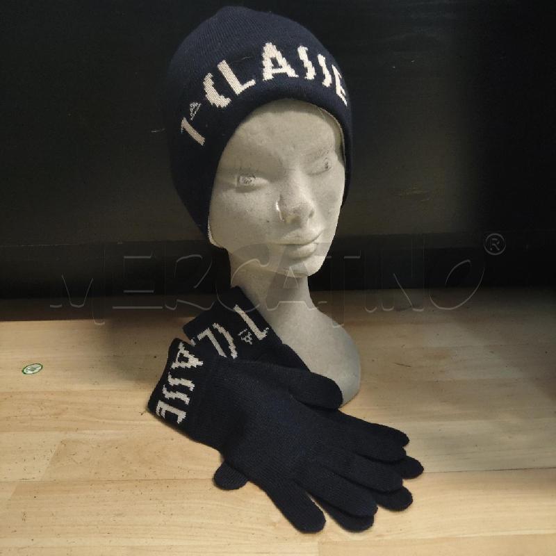 CAPPELLO DONNA GUANTI BLU PRIMA CLASSE | Mercatino dell'Usato Domodossola 1