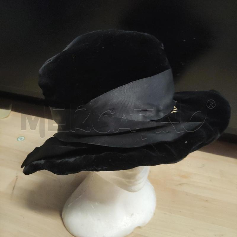 CAPPELLO DONNA NERO JEAN BARTHET VELLUTO  | Mercatino dell'Usato Domodossola 1