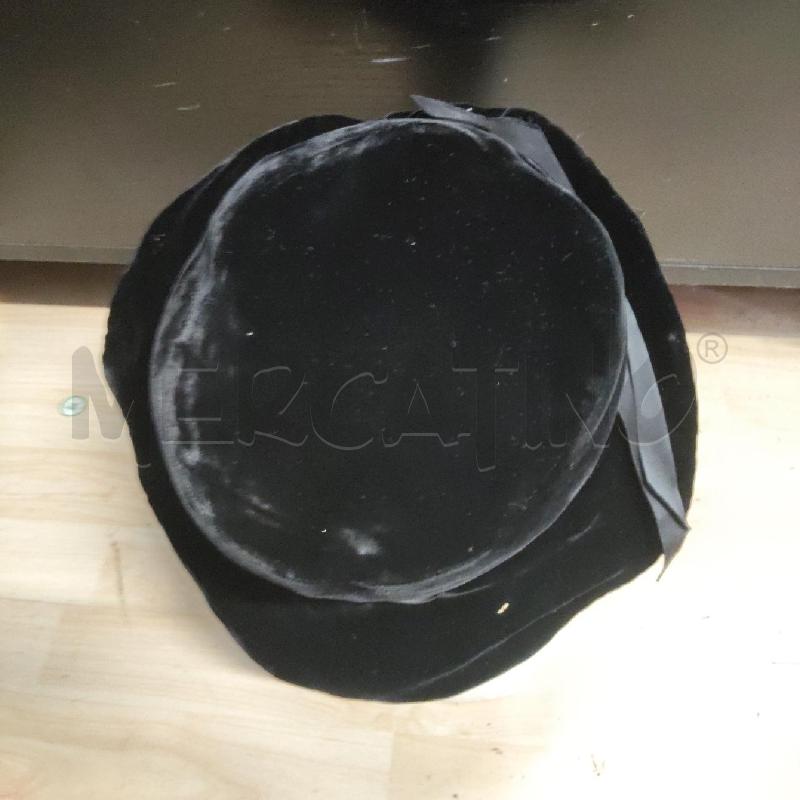 CAPPELLO DONNA NERO JEAN BARTHET VELLUTO  | Mercatino dell'Usato Domodossola 2