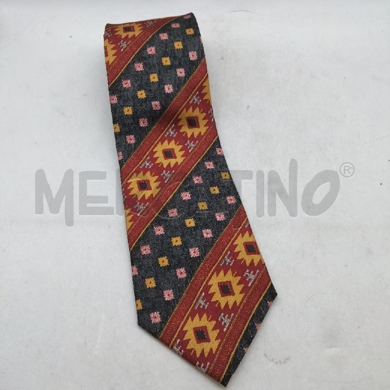 CRAVATTA FANTASIA GEOMETRICA HUGO BOSS | Mercatino dell'Usato Domodossola 1