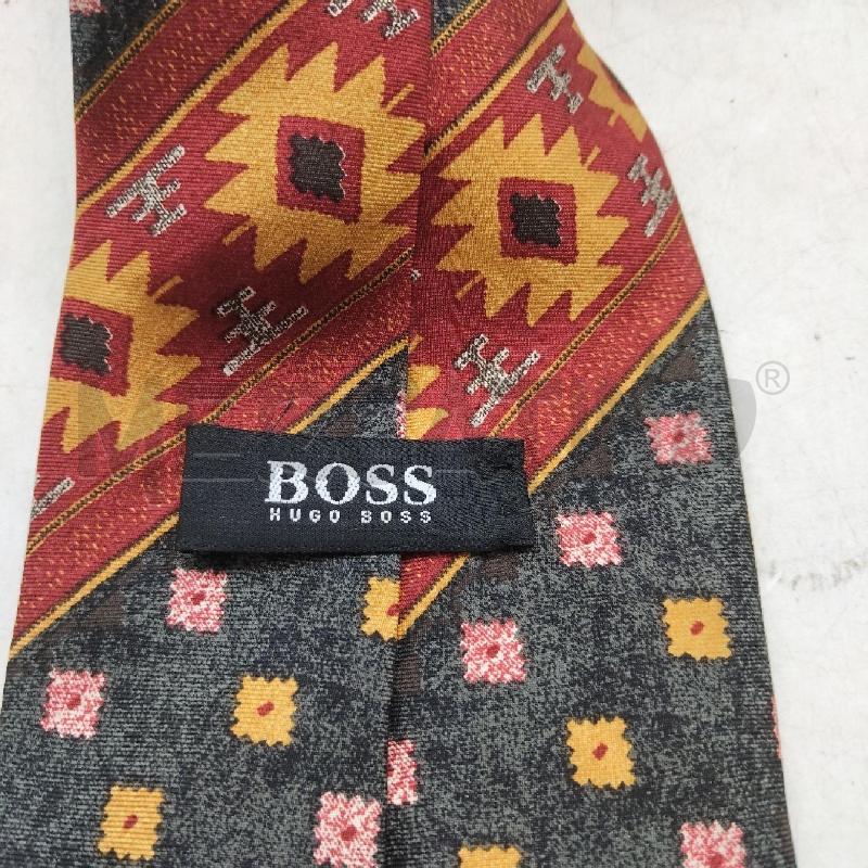 CRAVATTA FANTASIA GEOMETRICA HUGO BOSS | Mercatino dell'Usato Domodossola 2