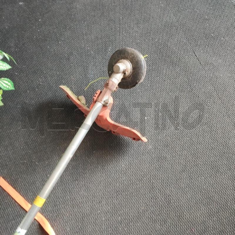 DECESPUGLIATORE A MISCELA HUSQVARNA 335 | Mercatino dell'Usato Domodossola 3
