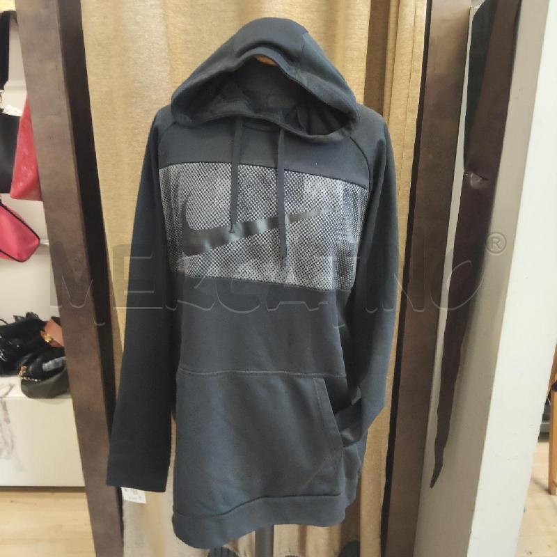 FELPA UOMO NIKE NERA CAPPUCCIO MONOTASCA | Mercatino dell'Usato Domodossola 1