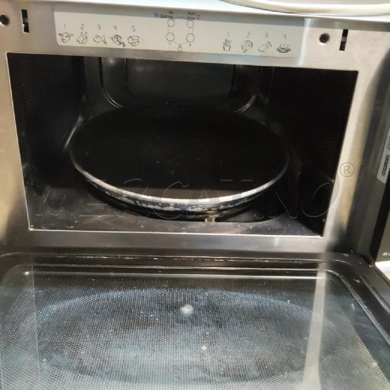 FORNO MICROONDE GRIGIO WHIRPOOL | Mercatino dell'Usato Domodossola 3