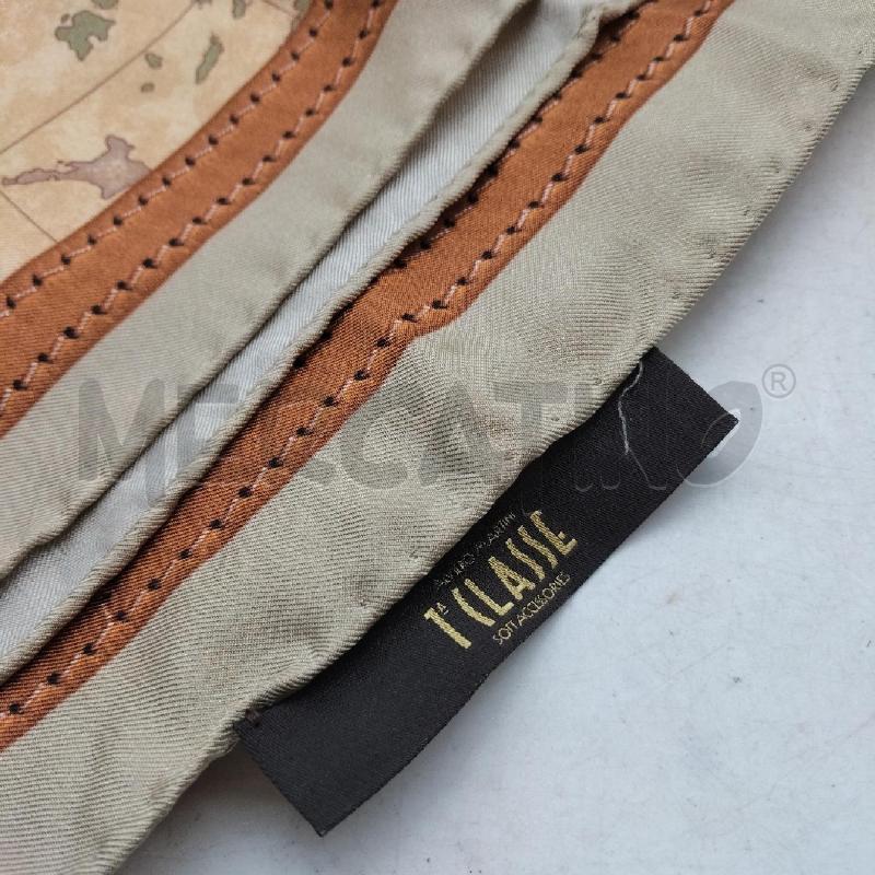 FOULARD PRIMA CLASSE ALVIERO MARTINI | Mercatino dell'Usato Domodossola 2