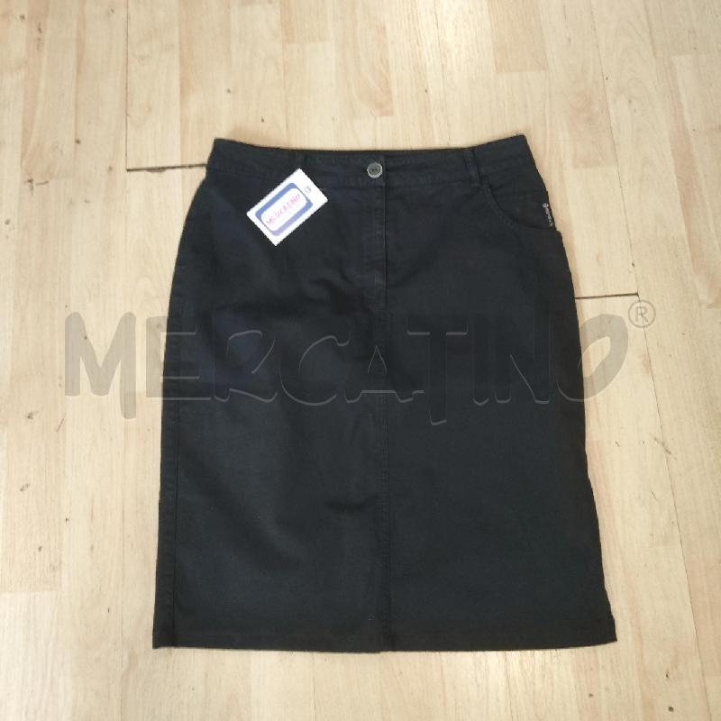 GONNA NERA A GINOCCHIO ARMANI JEANS | Mercatino dell'Usato Domodossola 1