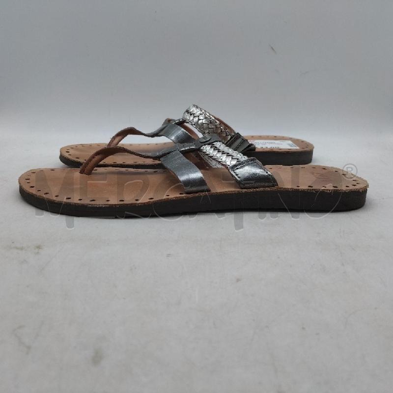 INFRADITO DONNA ARGENTATE UGG | Mercatino dell'Usato Domodossola 2