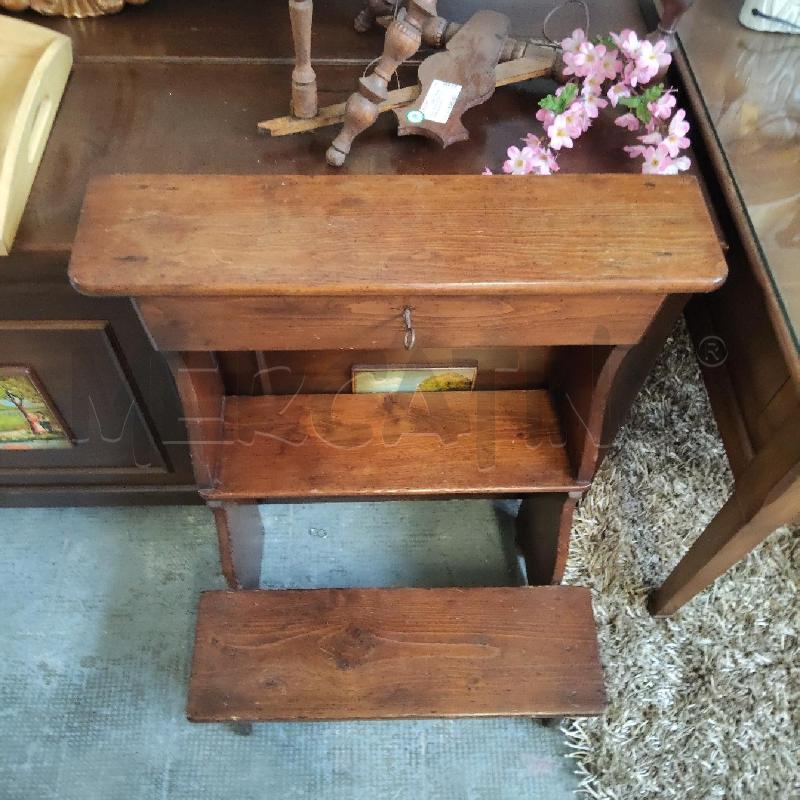 INGINOCCHIATOIO VECCHIO LEGNO SCURO CON CASSETTO | Mercatino dell'Usato Domodossola 2