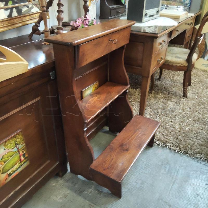 INGINOCCHIATOIO VECCHIO LEGNO SCURO CON CASSETTO | Mercatino dell'Usato Domodossola 3